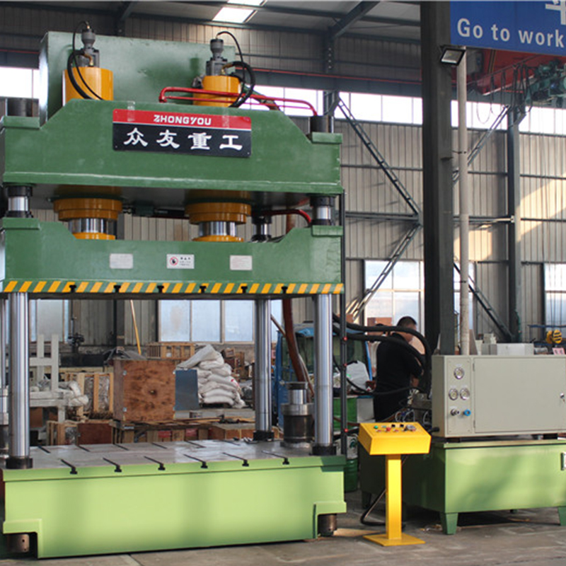 四柱油壓機(jī)滑塊的加工與裝配要求有哪些？