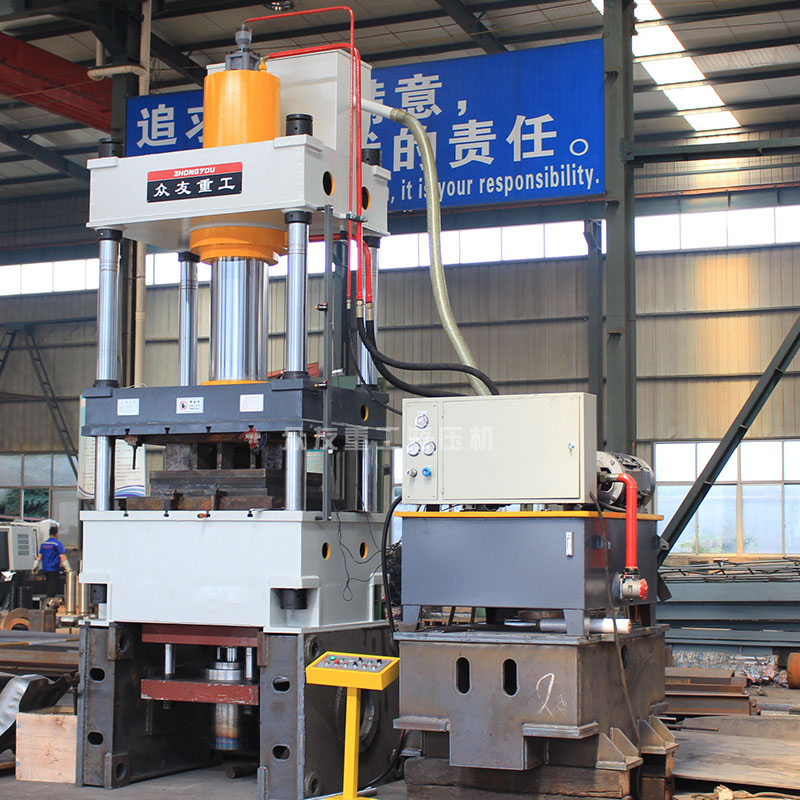 復(fù)合材料成型四柱油壓機(jī)油缸經(jīng)常出現(xiàn)的幾個(gè)問(wèn)