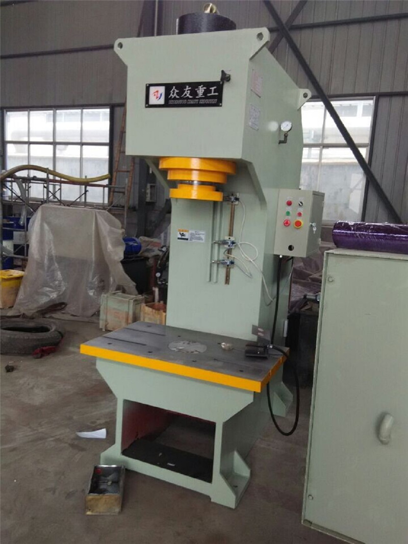 160噸單臂油壓機(jī) 160噸單臂油壓機(jī)