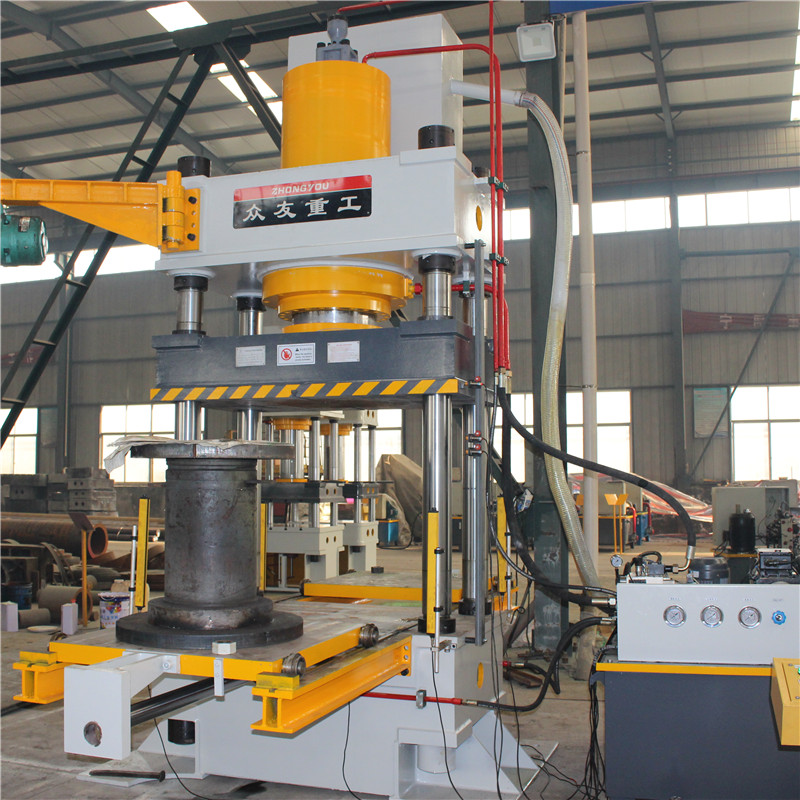 400噸大臺面帶移動(dòng)工作臺液壓機(jī)