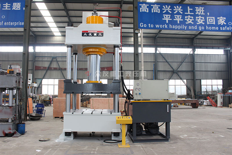 630噸不銹鋼冷壓成型油壓機(jī)壓力表使用中需要關(guān)閉的原因