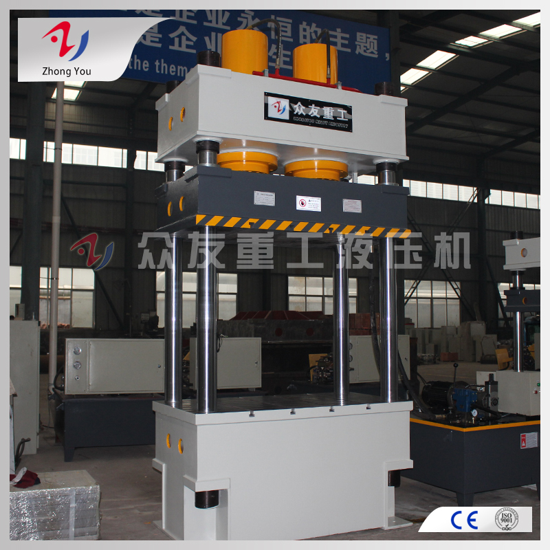 四柱油壓機(jī)生產(chǎn)廠家解答油壓機(jī)運(yùn)行緩慢怎么辦？